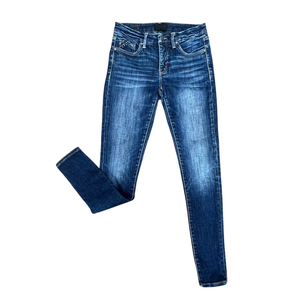 Buckle mid rise dark skinny jeans size 27x31